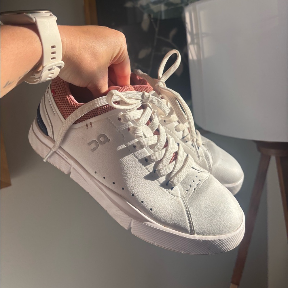 On The Roger Sneakers